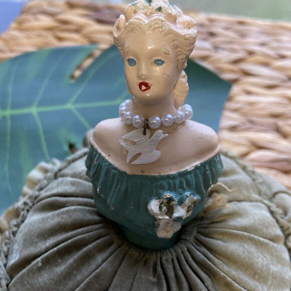 Vintage Chalkware Lady Half Doll Pin Cushion Depression Era Sage Satin Skirt - Picture 8 of 13